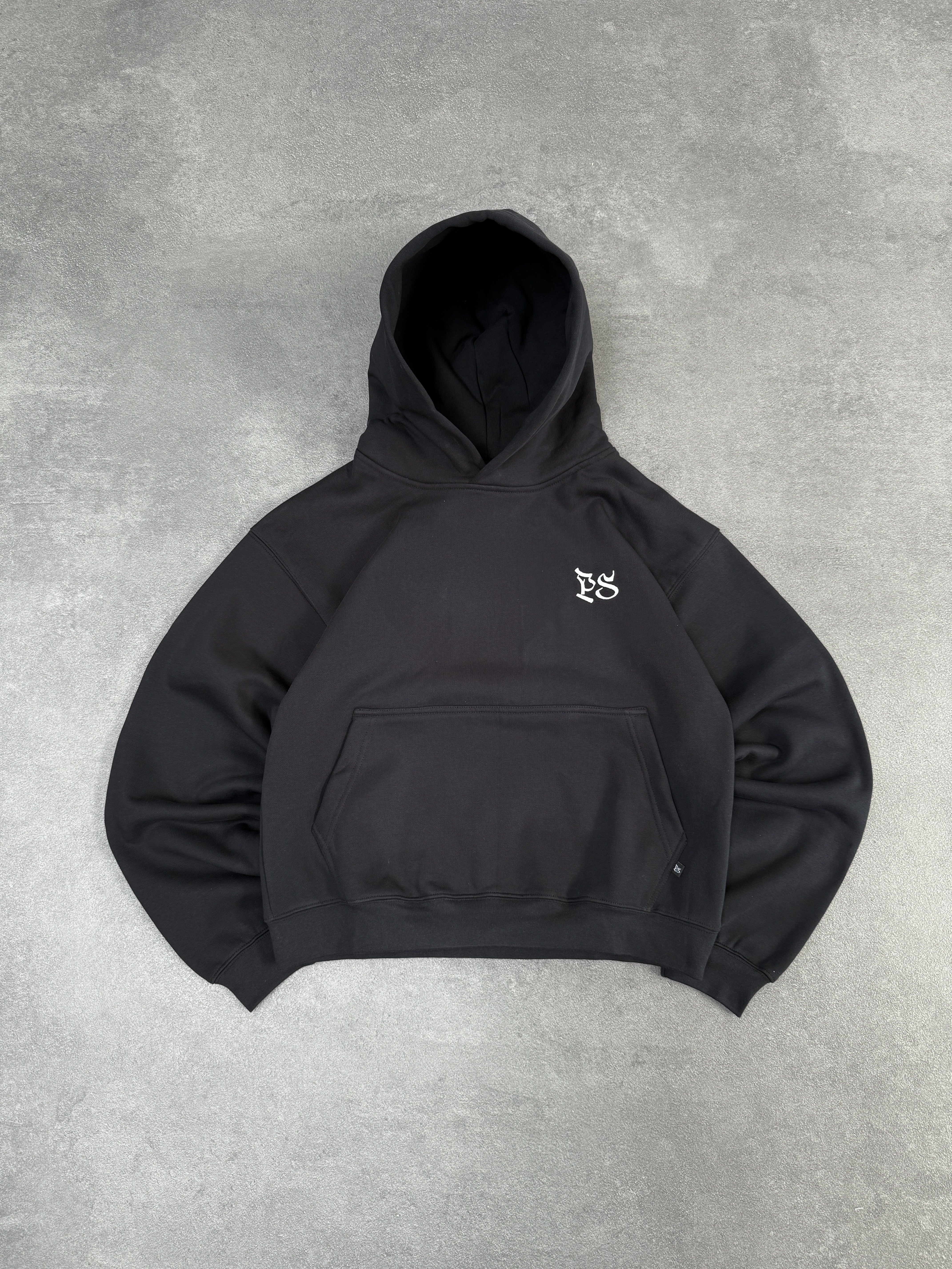 BLACK BOXY HOODIE