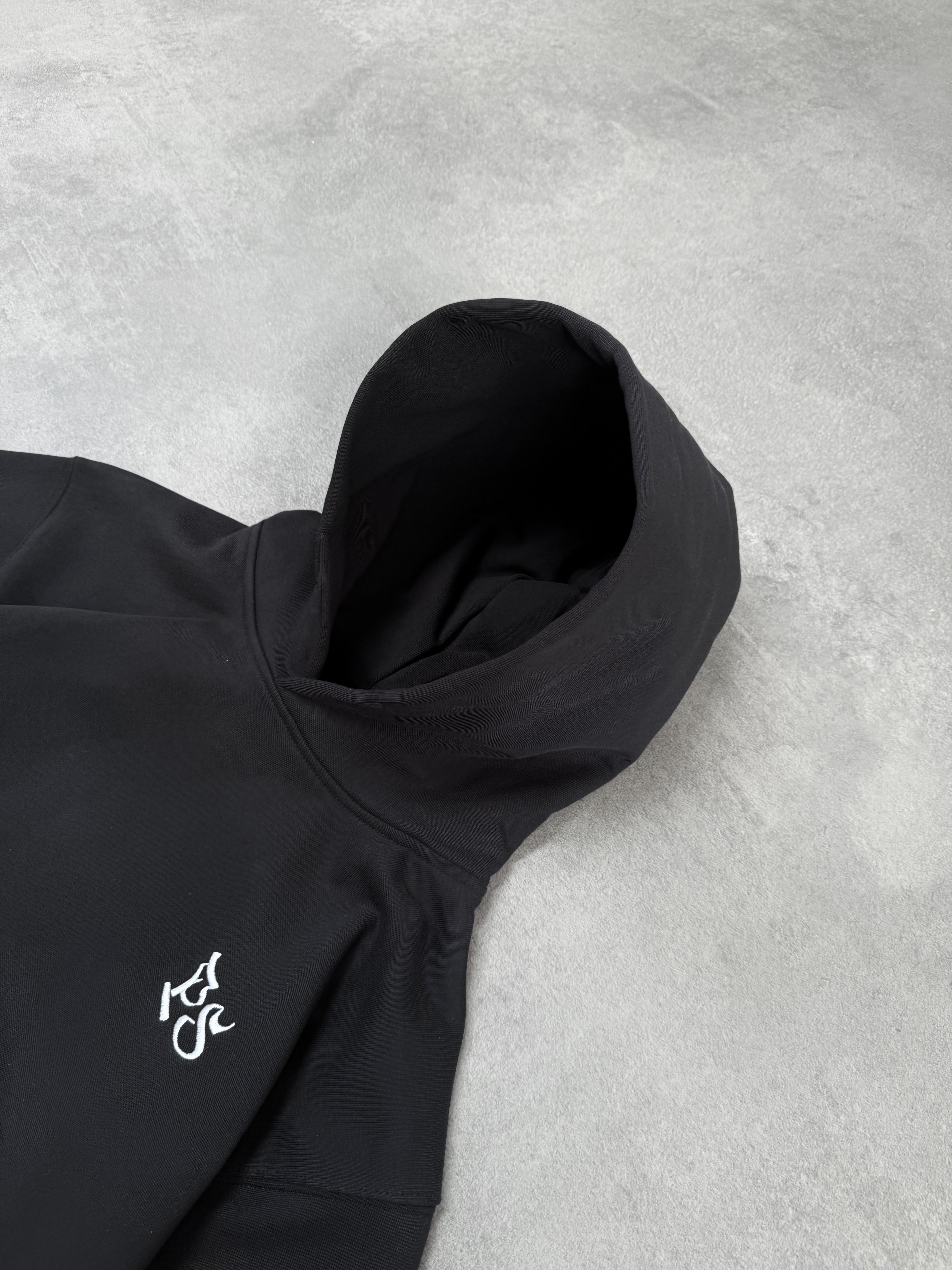 BLACK BOXY HOODIE