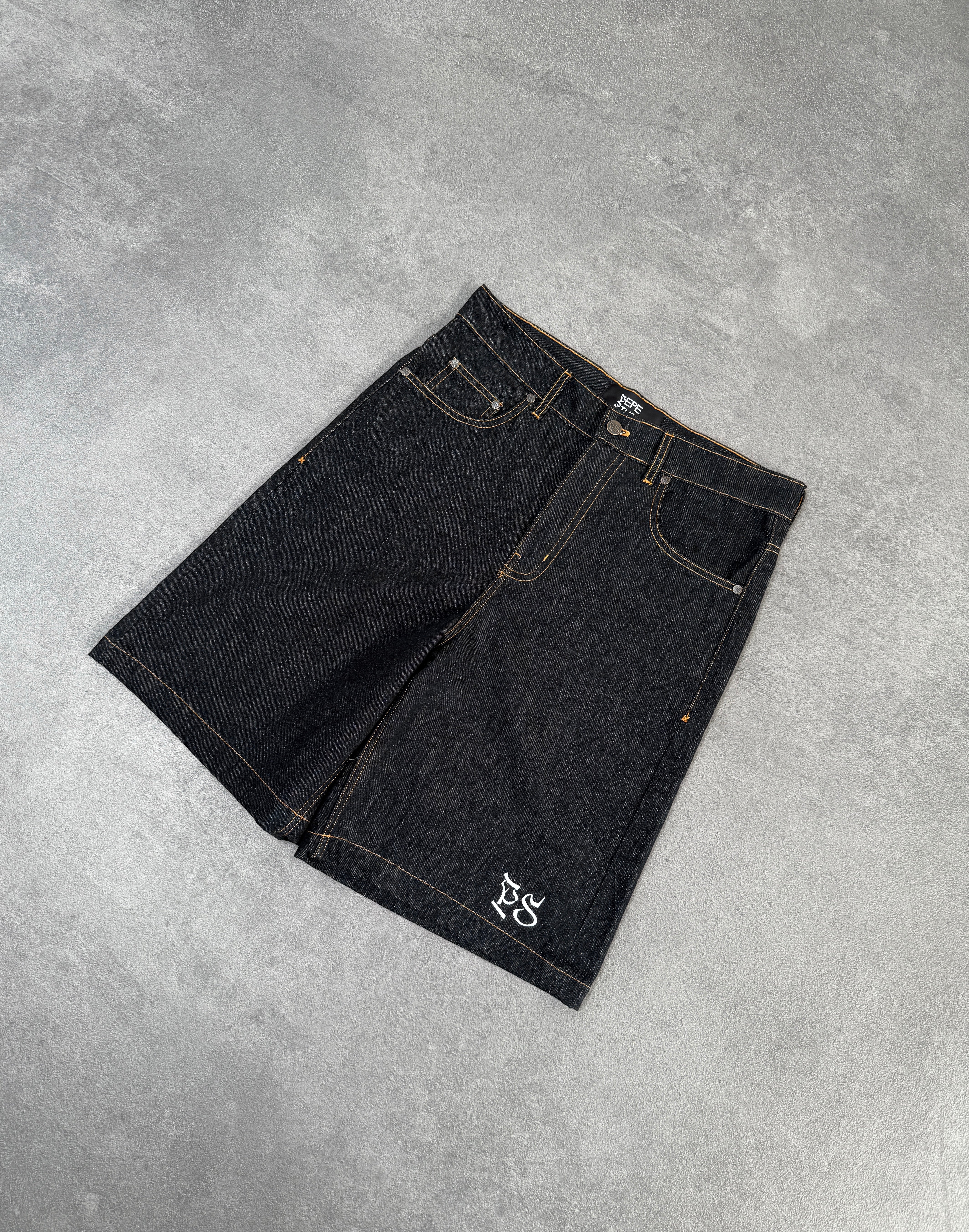 DARK RAW SELVEDGE SHORTS