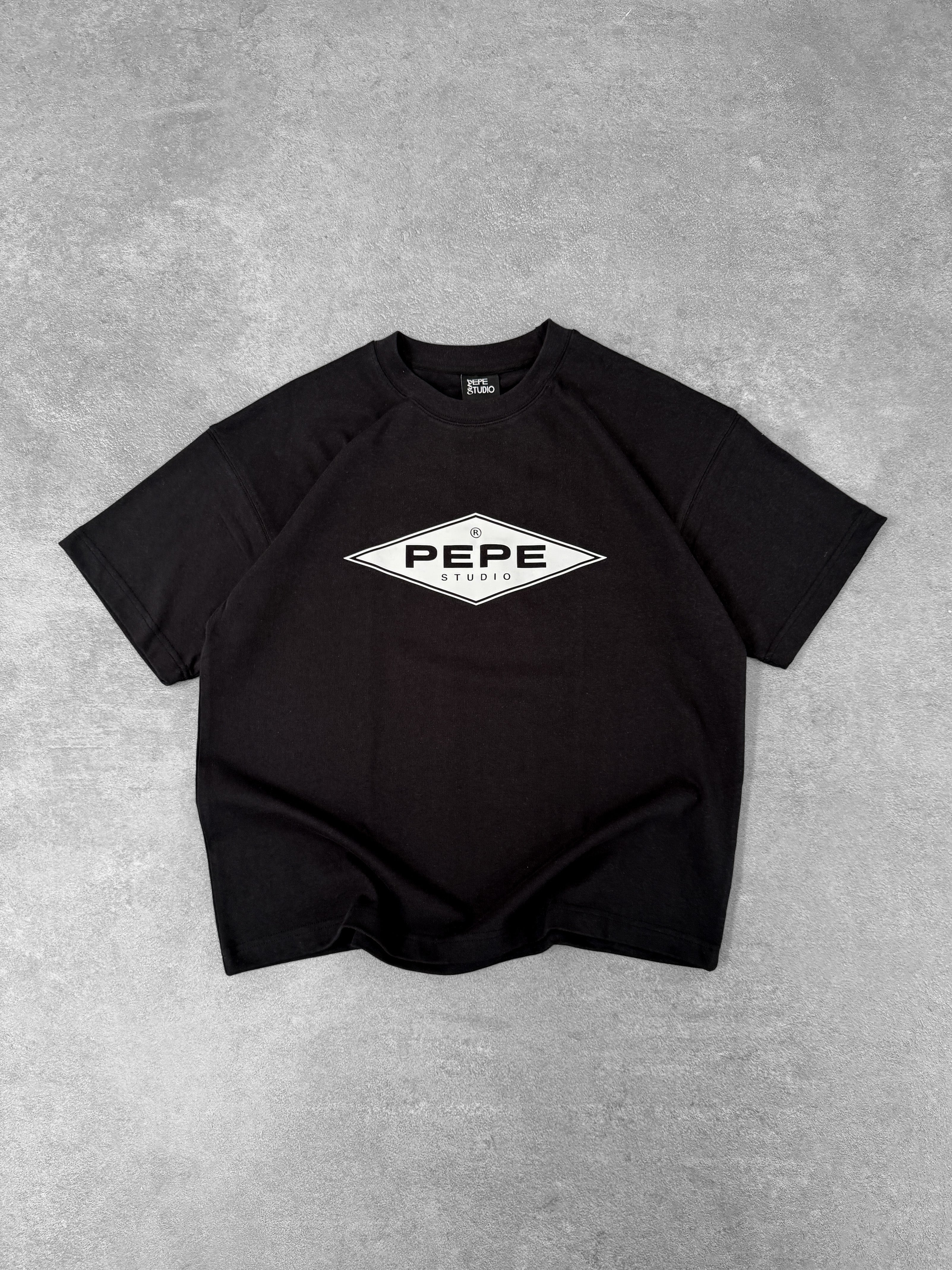 THE BADGE TEE