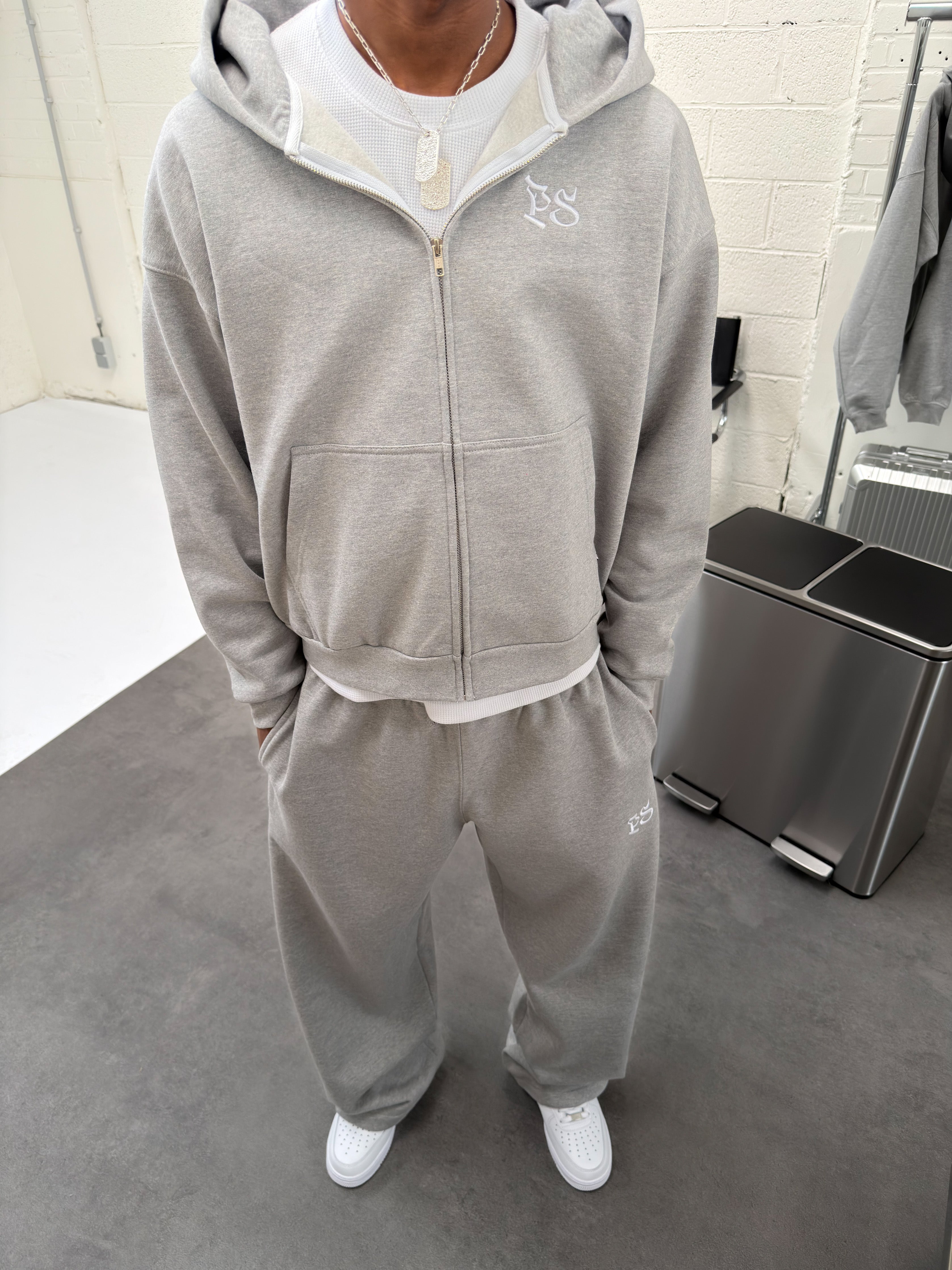 OG GRAY ZIP-HOODIE