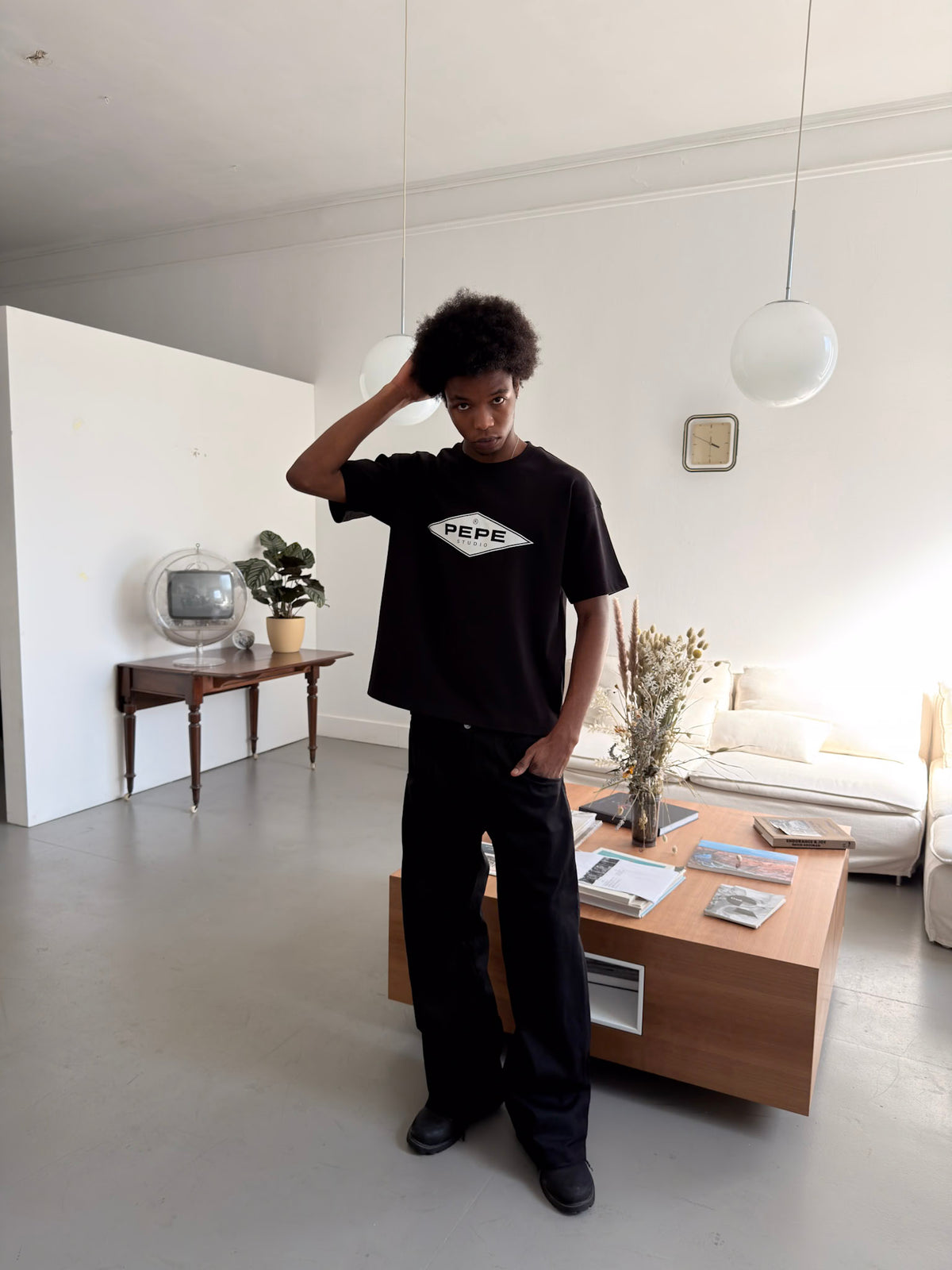 THE BADGE TEE