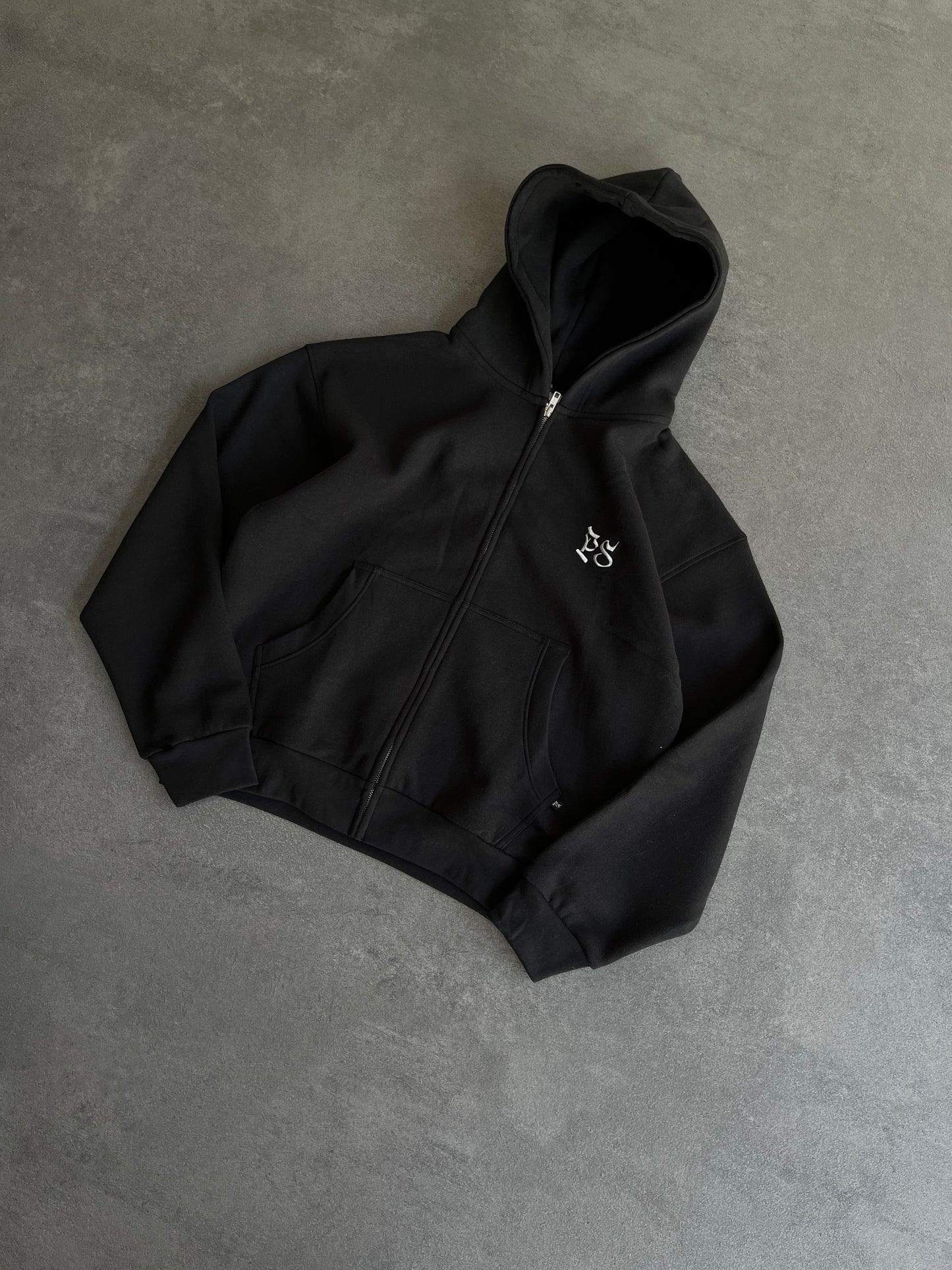 P.S. BLACK ZIP-HOODIE