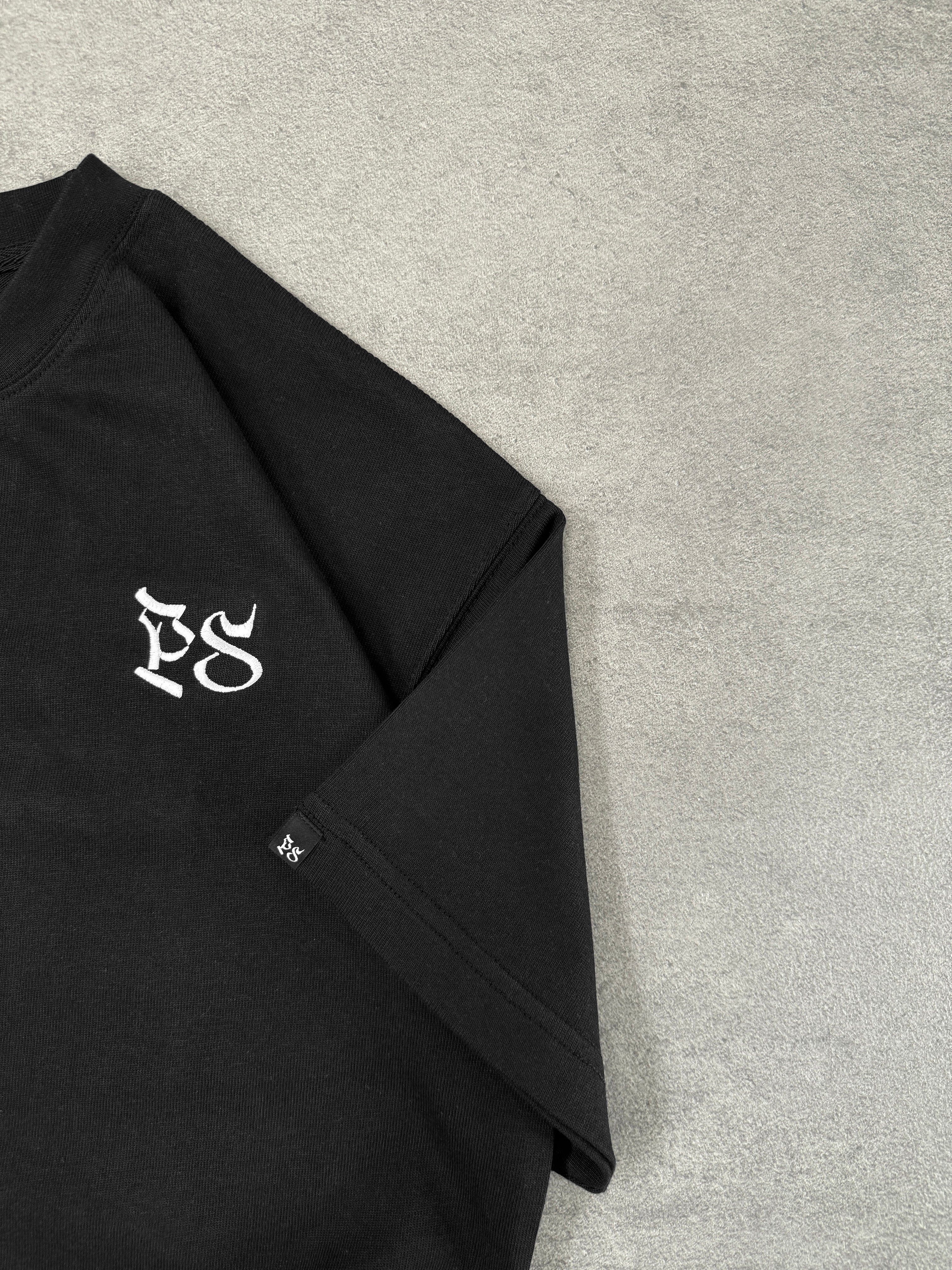 BLACK OG TEE