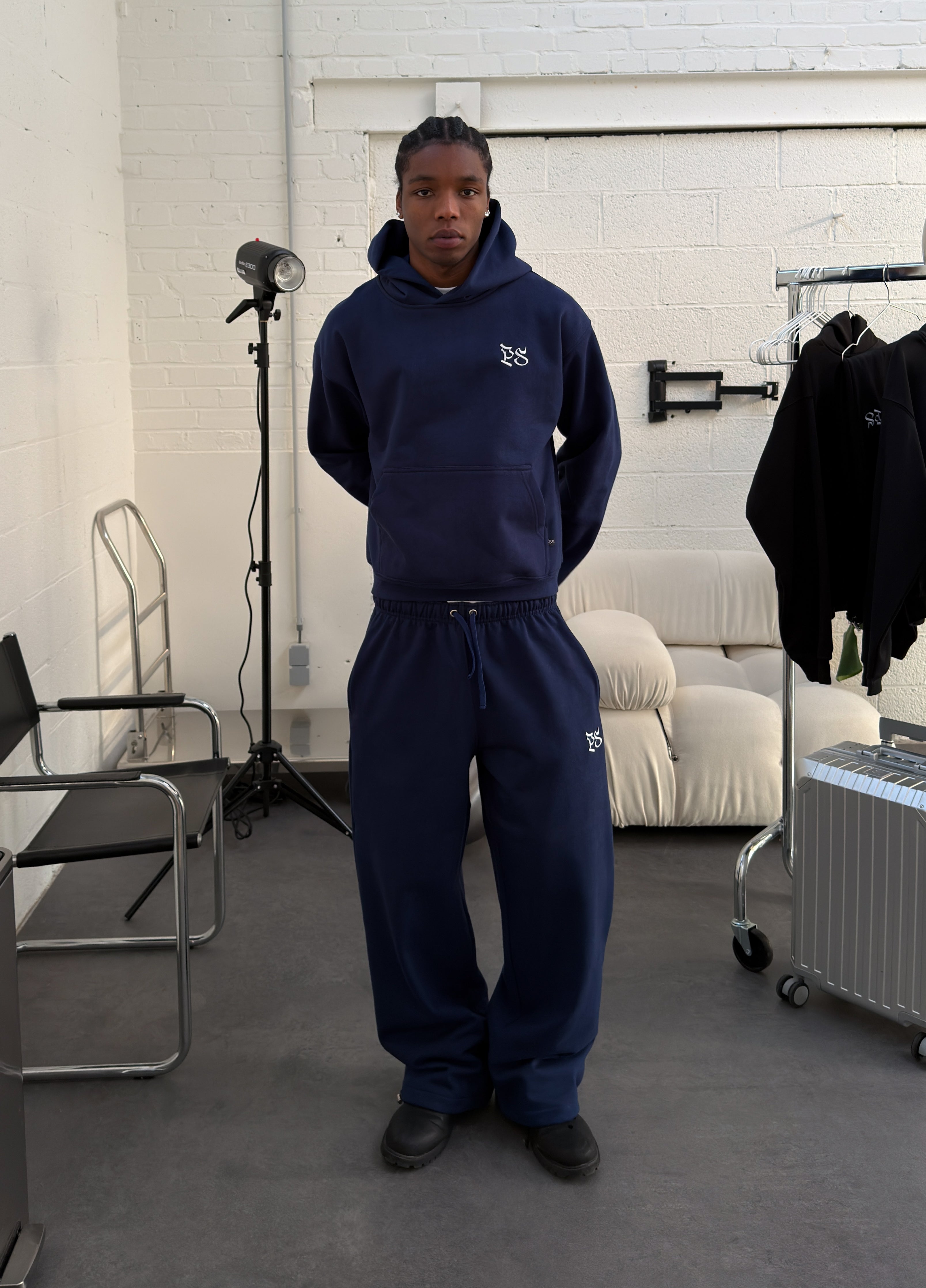 NAVY BAGGY TROUSER
