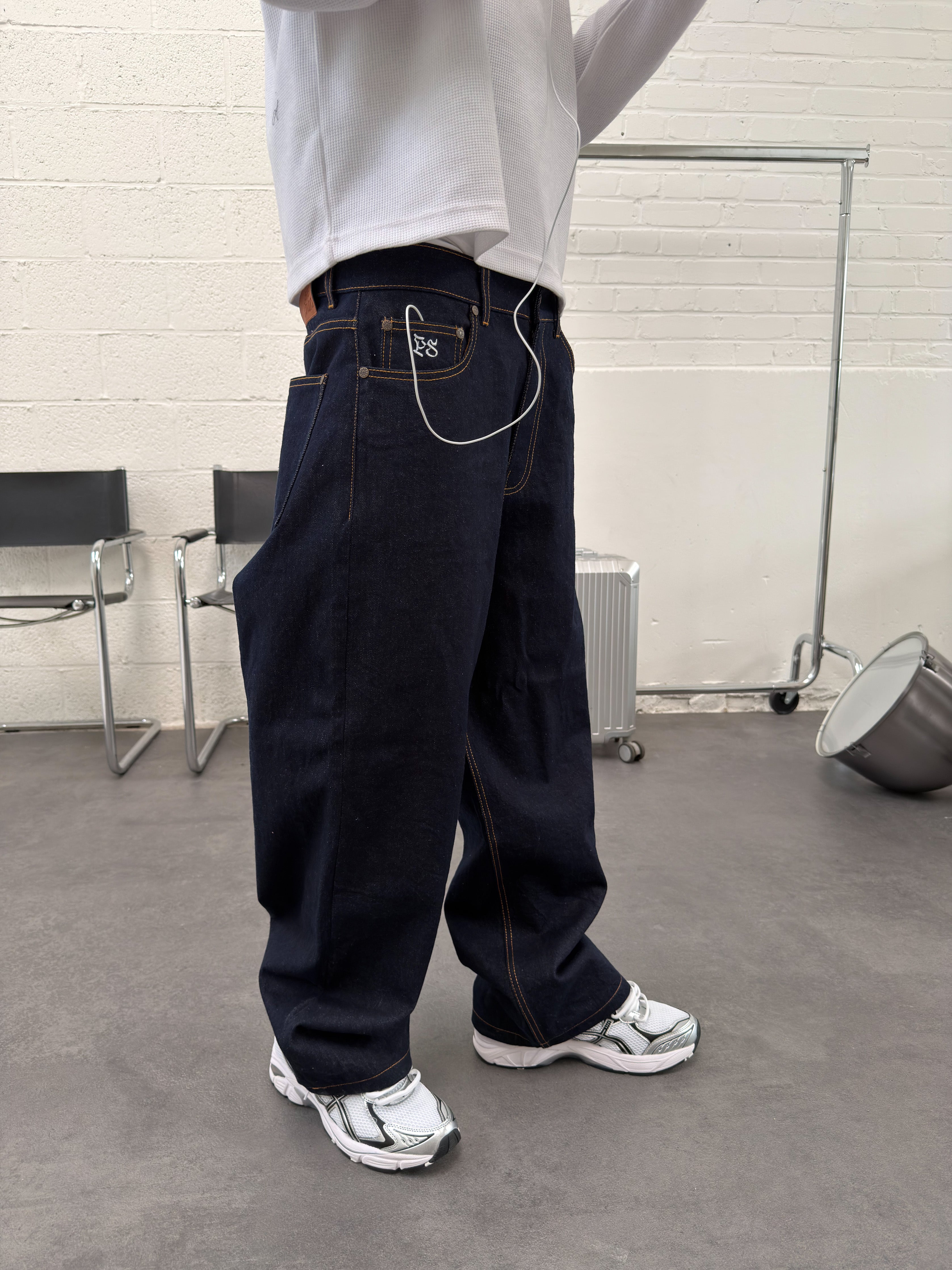 DARK BLUE RAW DENIM PANT